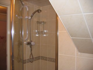[Cast Shower]